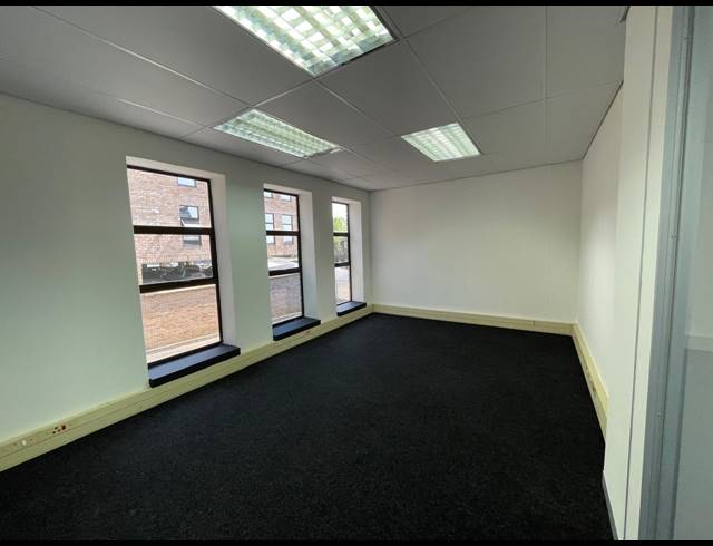 277M² OFFICE TO LET IN HURLINGHAM